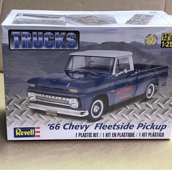 NWT Revell '66 Chevy Fleetside Pickup 1:25 Scale Plastic Model Kit - Picture 12 of 12